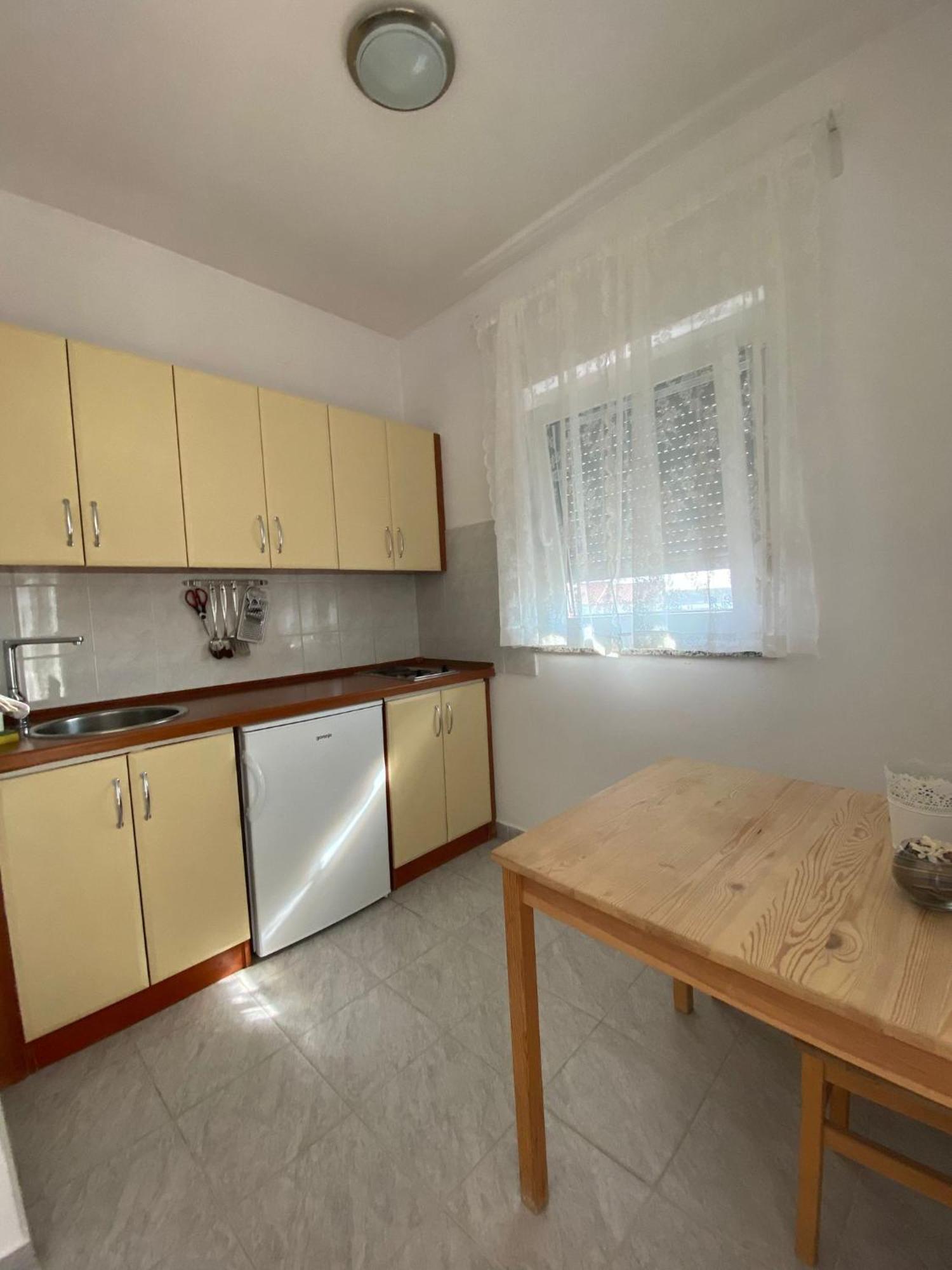 Apartments Olea Rab Town Exterior foto