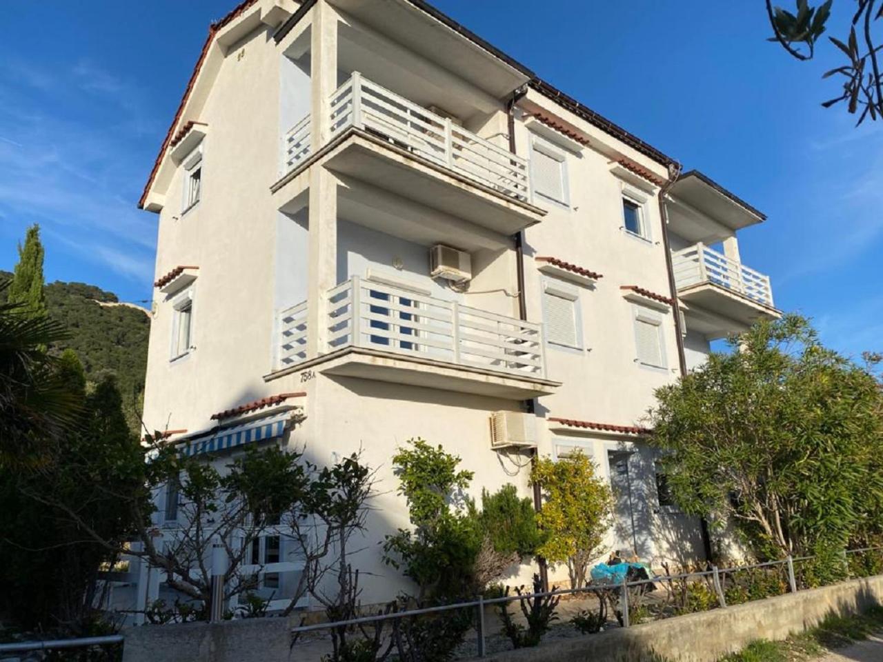 Apartments Olea Rab Town Exterior foto